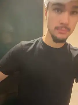 Snapshot of los_freaky chatting on October 5, 8:51 am los freaky online show from October 5, 8:51 am