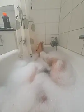 spaccaa online show from March 31, 9:05 pm