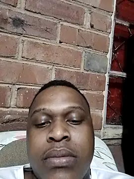 Moet Chandon online show from November 2, 8:02 pm