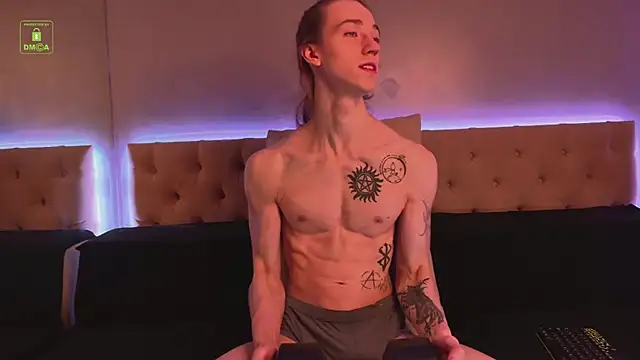 ares pallini online show from October 26, 6:15 am