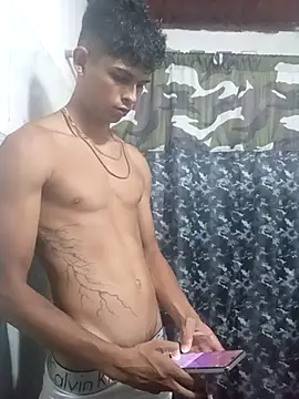 God Eros 23cm online show from April 19, 10:45 pm