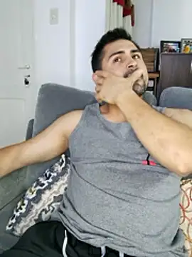 Bradd 32 online show from January 16, 2:58 am