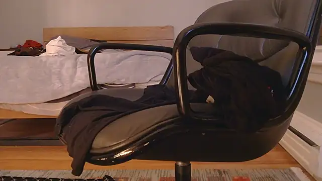 hungbottom603 online show from December 21, 10:18 pm