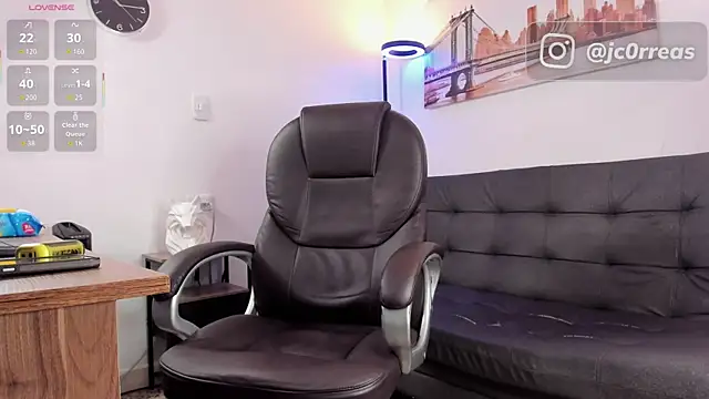  Juanes online show from December 15, 10:40 pm