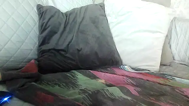 cazzoweb online show from April 1, 9:33 am