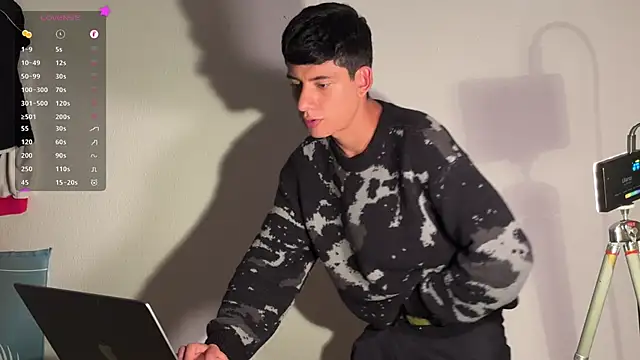 jim dj online show from October 6, 6:56 pm