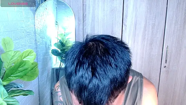 PinooyMilker online show from May 12, 7:33 pm