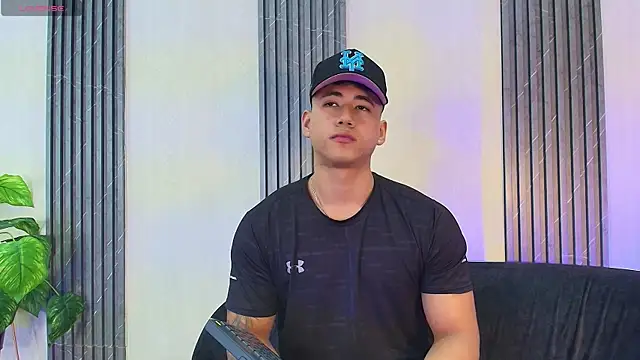 Draven Marceaux online show from July 17, 11:28 am