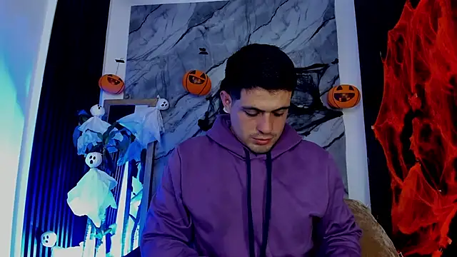 Snapshot of William_Steel_ chatting on October 15, 3:36 am William Steel  online show from October 15, 3:36 am