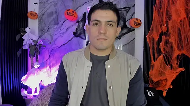 Snapshot of William_Steel_ chatting on October 21, 4:04 am William Steel  online show from October 21, 4:04 am