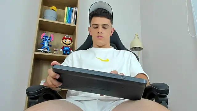 Mikecooper online show from April 8, 12:11 am