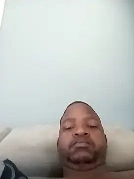 Snapshot of Thabo1004 chatting on October 25, 8:16 am Thabo1004 online show from October 25, 8:16 am