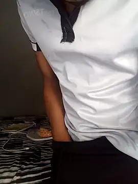 JohnSmit5 online show from December 4, 7:48 am