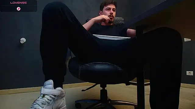 EnzoRace online show from November 2, 6:50 am