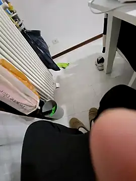 giova17cm online show from January 6, 10:25 pm