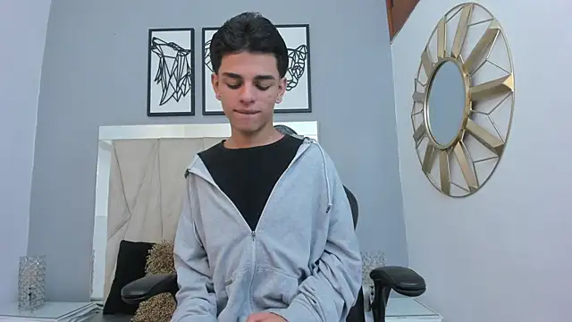 Snapshot of owen__johnson chatting on September 11, 11:42 am owen  johnson online show from September 11, 11:42 am