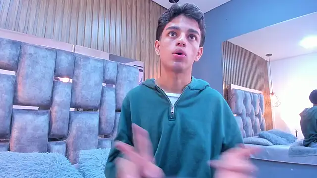 owen  johnson online show from March 23, 11:49 am