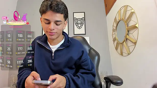 Snapshot of owen__johnson chatting on October 23, 11:57 am owen  johnson online show from October 23, 11:57 am
