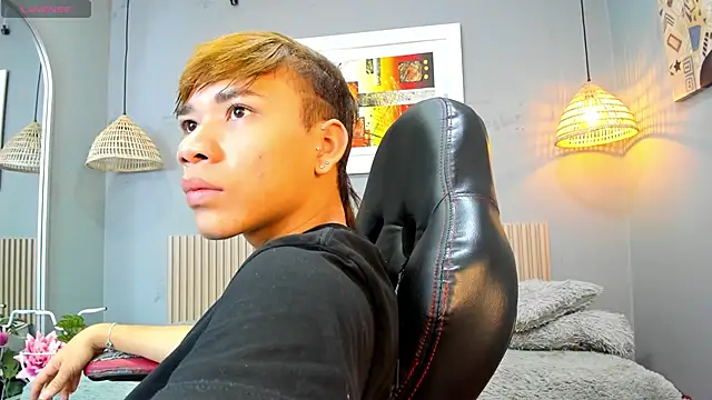 nathanclay online show from November 16, 12:40 pm