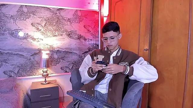 BILLY JAMEES online show from February 17, 12:37 pm