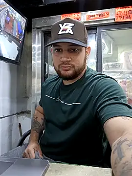 Catire10  online show from December 4, 2:24 pm