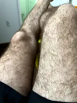 Snapshot of XUCRUTES42 chatting on October 31, 5:38 pm XUCRUTES42 online show from October 31, 5:38 pm