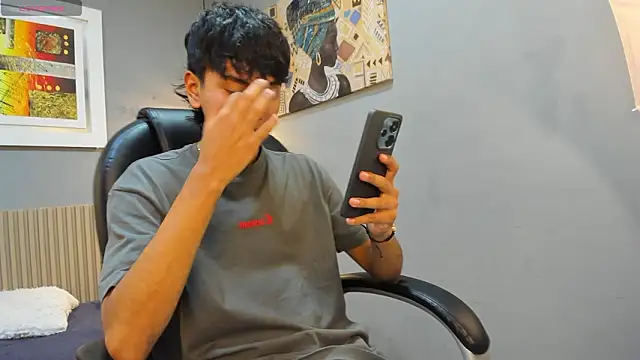 markbowie online show from February 26, 2:29 pm