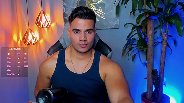 AndresR3 online show from October 28, 4:59 am