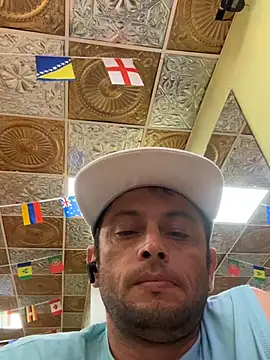Carlosmauricio123 online show from June 1, 10:32 pm