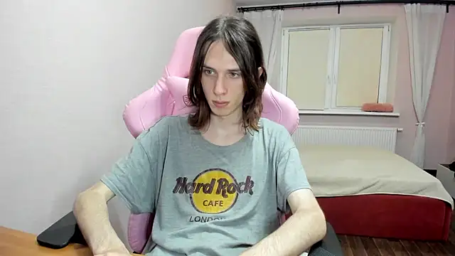 eleganc3 online show from September 10, 9:35 pm