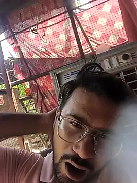 Ronnyjaan online show from July 11, 9:44 am