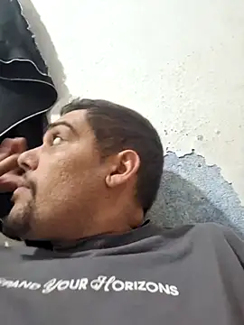 feehzungi0000 online show from February 8, 6:23 pm