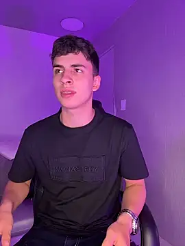 AdrianRinaldi online show from March 12, 8:05 pm