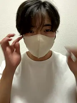 Yuma0718 online show from October 19, 3:00 am