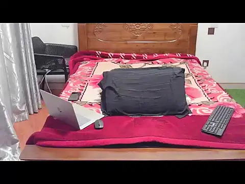 dharshnamzd05 online show from November 24, 3:18 am