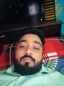 Snapshot of Raju_fuckerr chatting on October 26, 7:10 am Raju fuckerr online show from October 26, 7:10 am