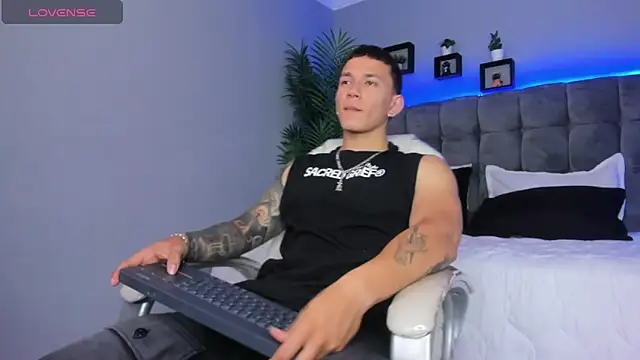 Thomas moon online show from April 4, 2:25 pm