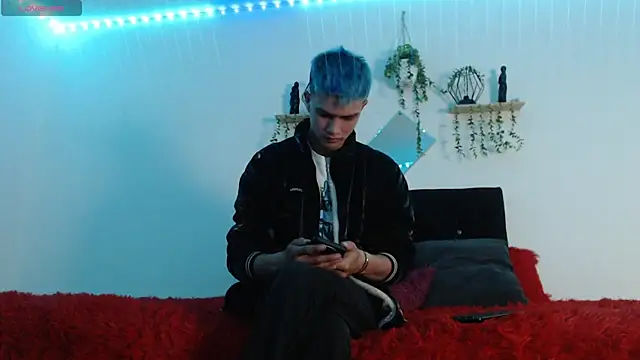 nicktorn online show from July 9, 3:49 pm