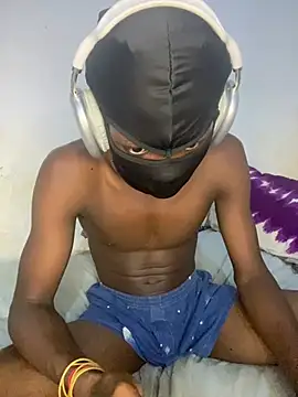 Jaydemasked online show from June 8, 5:47 pm