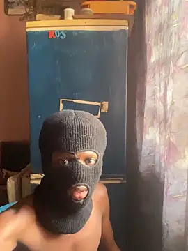 Jaydemasked online show from November 5, 2:30 pm