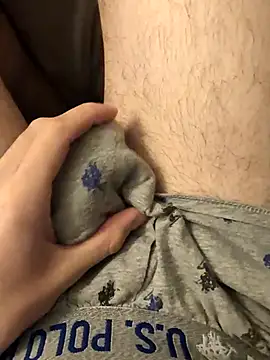 jungerwichserr00 online show from November 15, 6:32 pm