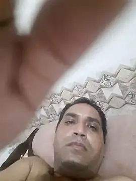 Hot-boy077 online show from November 3, 3:32 am