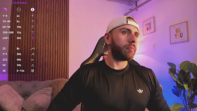 Maximo Wolff online show from February 13, 8:47 pm