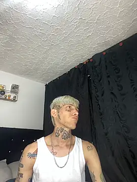 KinkyLatinCock online show from December 14, 6:42 am