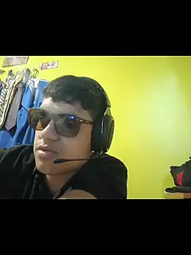 Snapshot of juanfritaa21 chatting on October 24, 10:33 pm juanfritaa21 online show from October 24, 10:33 pm