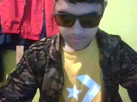 Snapshot of juanfritaa21 chatting on September 15, 5:25 pm juanfritaa21 online show from September 15, 5:25 pm