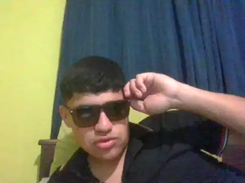 Snapshot of juanfritaa21 chatting on September 11, 2:43 am juanfritaa21 online show from September 11, 2:43 am