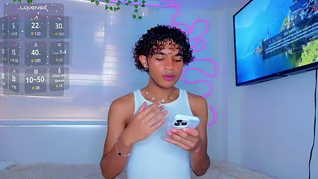 Aaron Wiinter online show from March 2, 7:54 pm