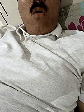 moonflower25 online show from October 18, 2:22 pm