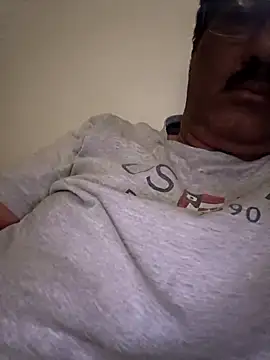 moonflower25 online show from September 12, 12:43 am